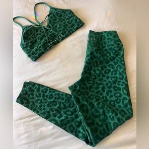NWOT Balance Athletica / Vitality Emerald Green Velvet Set